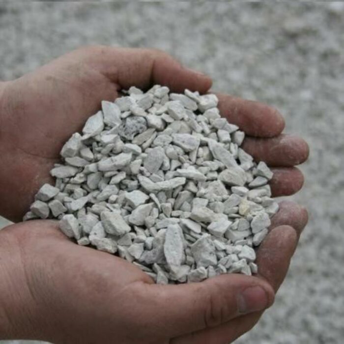 Limestone Chips 3/8”